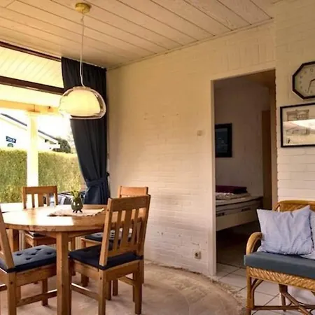 In Sint Maartenszee With Veranda Prázdninový dům Sint Maartensvlotbrug