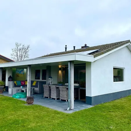 In Sint Maartenszee With Veranda Prázdninový dům *