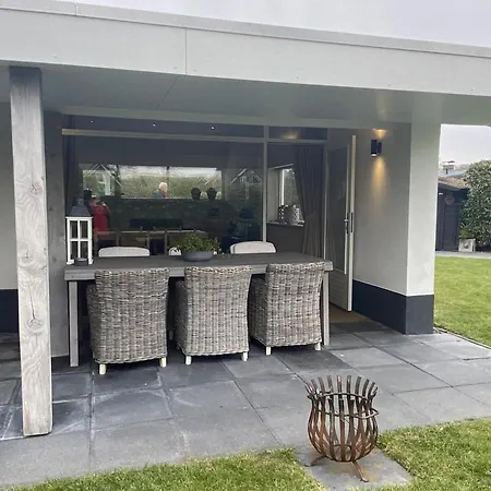 In Sint Maartenszee With Veranda * Sint Maartensvlotbrug