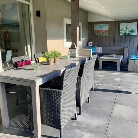 In Sint Maartenszee With Veranda * Sint Maartensvlotbrug