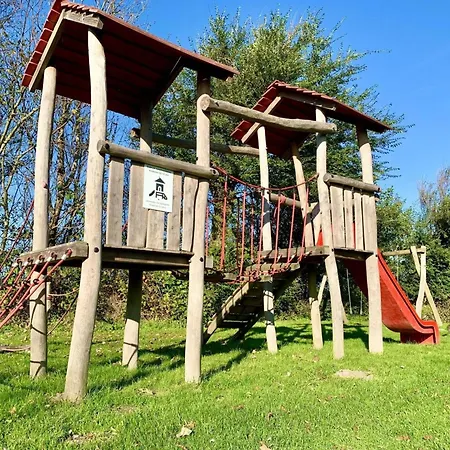 Prázdninový dům In Sint Maartenszee With Veranda