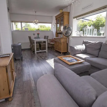 In Sint Maartenszee With Veranda Sint Maartensvlotbrug