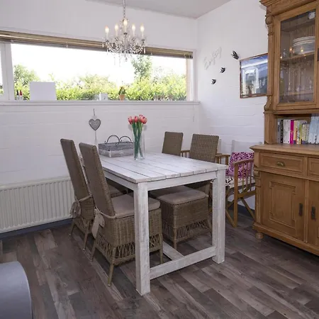 In Sint Maartenszee With Veranda