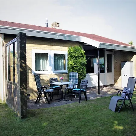 In Sint Maartenszee With Veranda * Sint Maartensvlotbrug