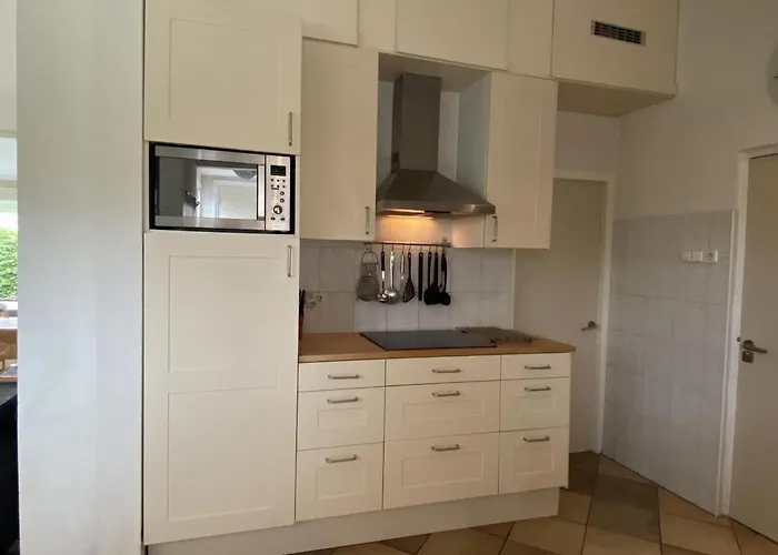 Feriehus In Sint Maartenszee With Veranda *