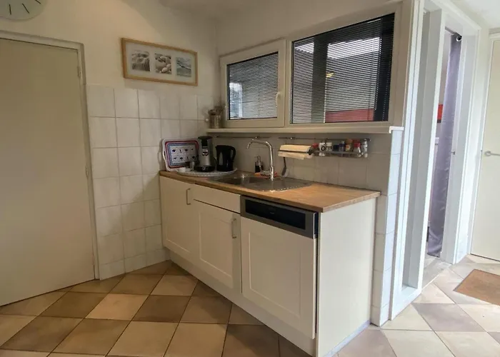 Feriehus In Sint Maartenszee With Veranda