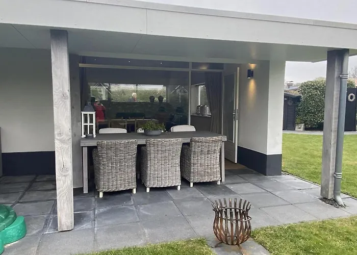 In Sint Maartenszee With Veranda * Sint Maartensvlotbrug