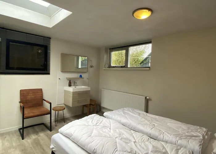 In Sint Maartenszee With Veranda Feriehus