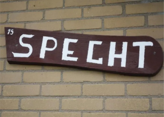 Feriehus In Sint Maartenszee With Veranda