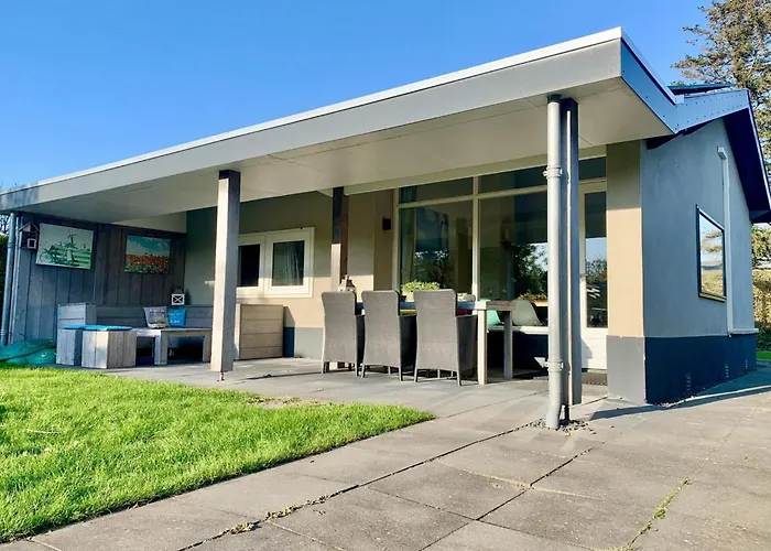 In Sint Maartenszee With Veranda * Sint Maartensvlotbrug