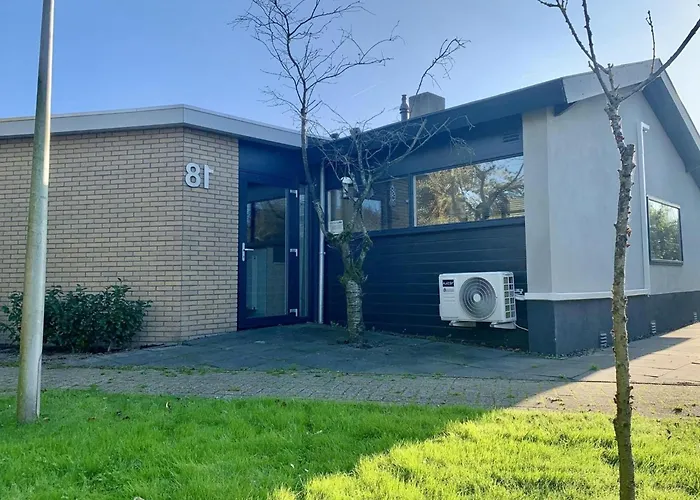 In Sint Maartenszee With Veranda Sint Maartensvlotbrug