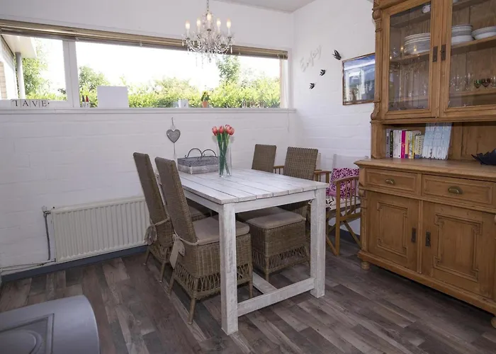 In Sint Maartenszee With Veranda