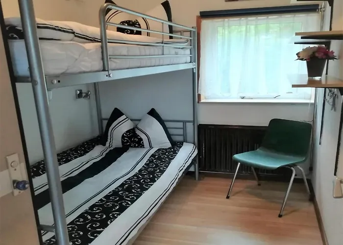 In Sint Maartenszee With Veranda Feriehus Sint Maartensvlotbrug