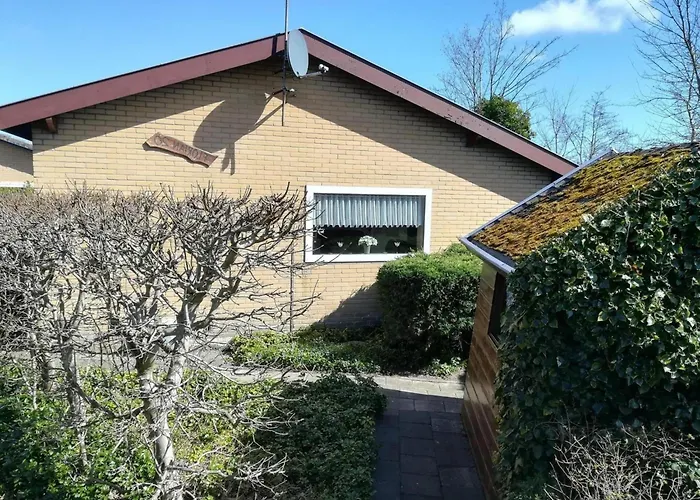 In Sint Maartenszee With Veranda *