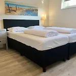בית נופש In Sint Maartenszee With Veranda Sint Maartensvlotbrug