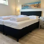 In Sint Maartenszee With Veranda * Sint Maartensvlotbrug