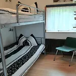 In Sint Maartenszee With Veranda בית נופש Sint Maartensvlotbrug